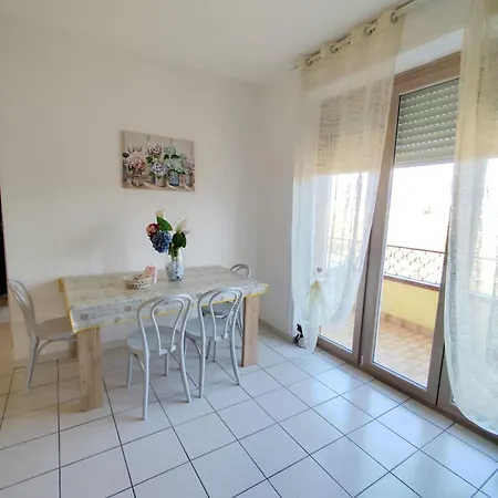 Residenza Tiziana Apartment Luino Exterior photo